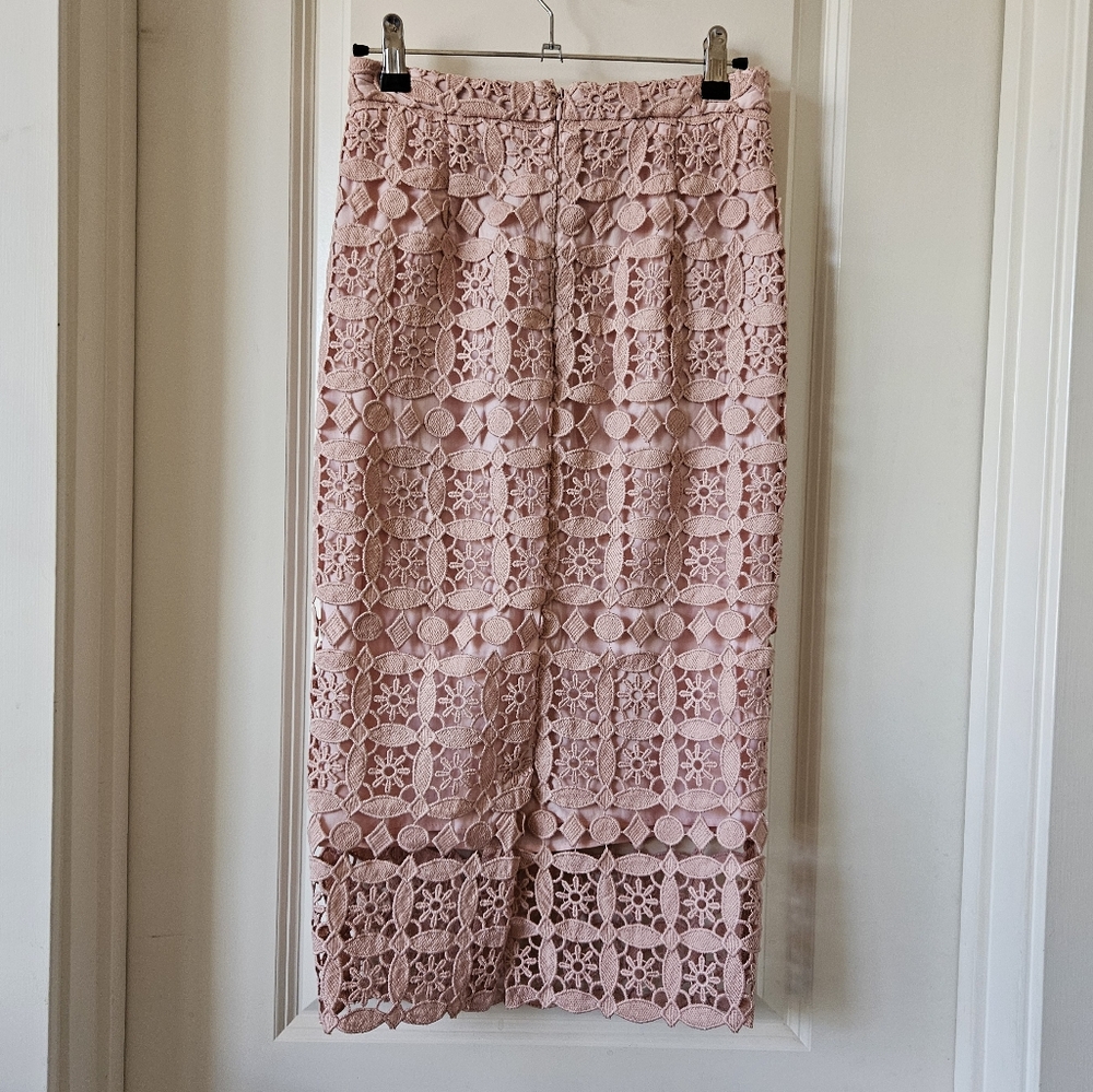 Rachel Parcell Stunning Floral Embroidery Skirt Size S - Picture 8 of 15